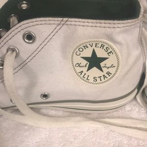 Converse white and green